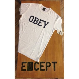 Tee-Shirt "Collegiate Obey 2 "